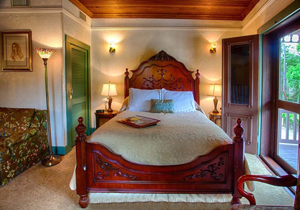 Book your Room at Our Haunted Bed and Breakfast 2 Haunted Bed and Breakfast